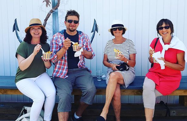 Eat Like a Canadian Food & Sightseeing Tour