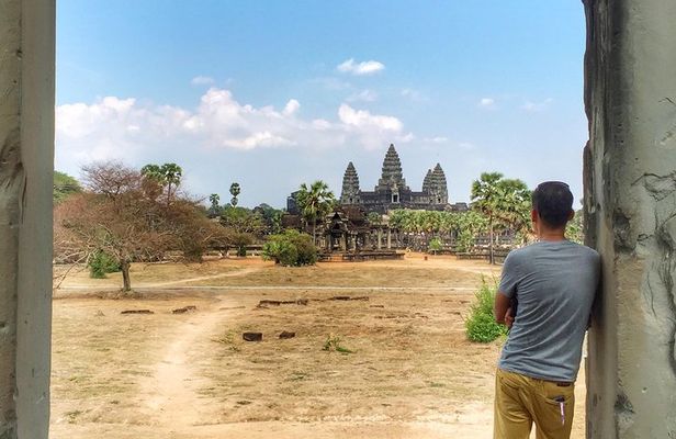 Private Tour: (Avoid Crowds & Heat) 2-Day Angkor Temples