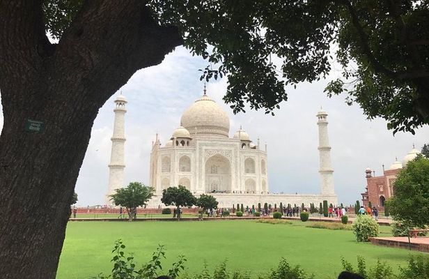 All Inclusive Taj Mahal Tour by Car—Most Selling Tour on Viator
