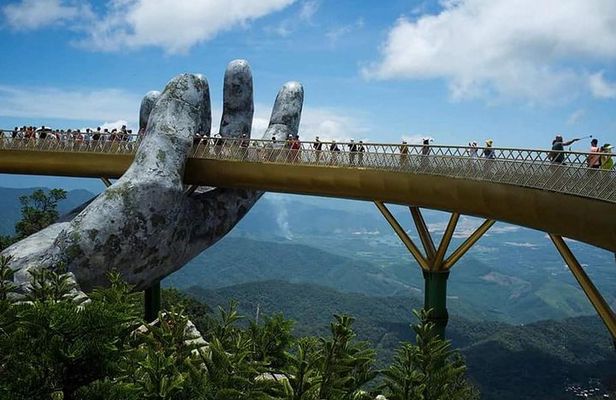 GOLDEN BRIDGE -Ba Na Hill & DaNang City Fullday Tour (9-10 Hours)