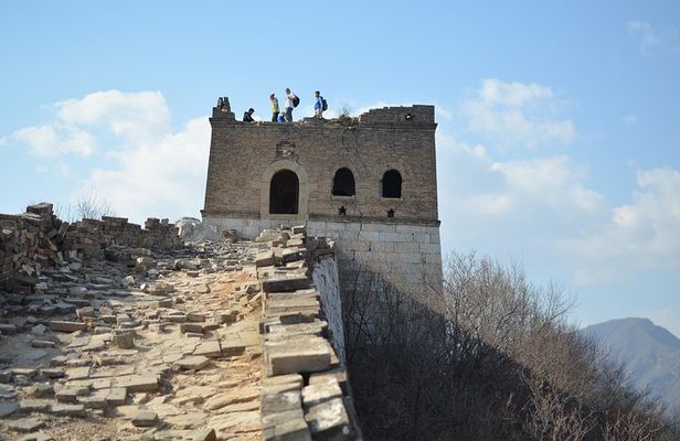 Mini Group: One-Day Jiankou to Mutianyu Great Wall Hiking Tour