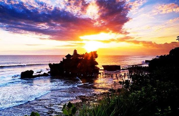 Private Tour: Half Day Tanah Lot Sunset Tours