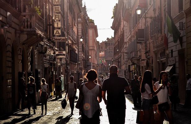 Naples: 2-Hour Walking Tour with Food Tasting Experience