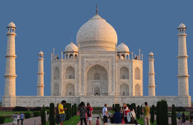 Private Taj Mahal Agra Overnight Tour from Delhi