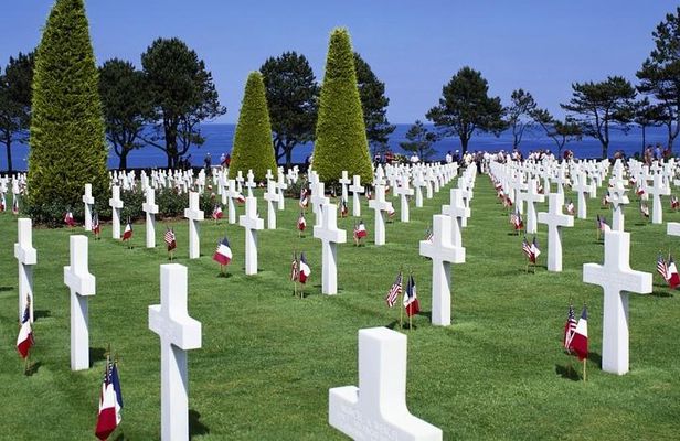 Normandy American D-Day Experience - Group tour from Bayeux