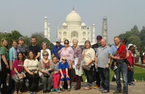 Awesome Same Day Agra Tour from Delhi