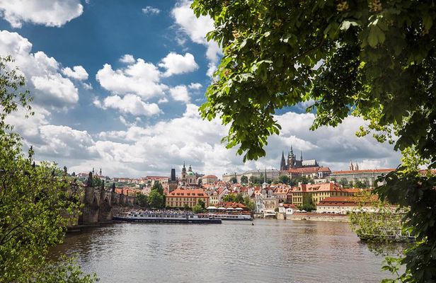 Prague Castle and Canal River Boat Tour