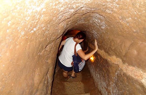 Hue-Vinh Moc Tunnel-Phong Nha drop off or vice versa, cheapest car option