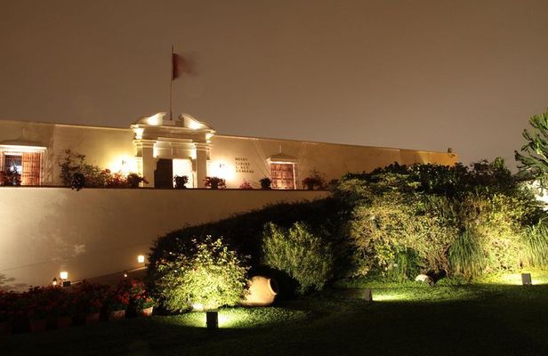 Small-Group Larco Museum Including Dinner