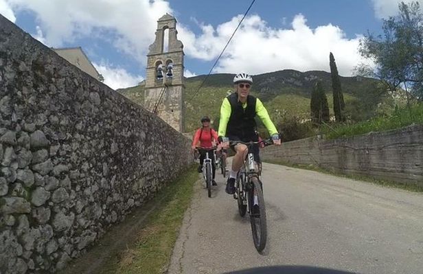 e-MTB Tour - Korakiana Village 40Km - 24Mi