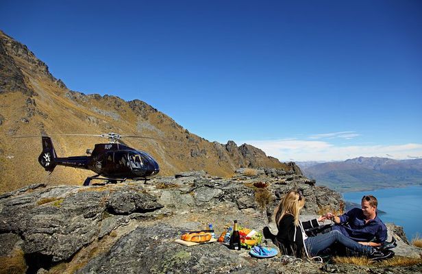 Private Champagne Picnic on a Peak with Helicopter Ride