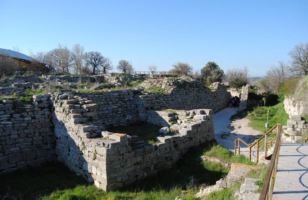 Troy and Gallipoli Day Trip from Canakkale