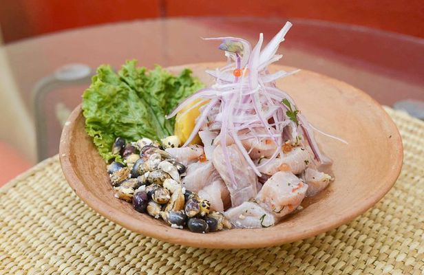 Private Sacred Valley Market Tour and Cooking Class with Anilu