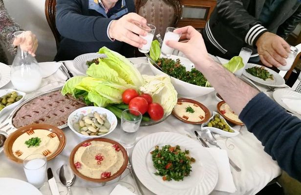Authentic Lebanese Meal in Beirut in Tania's Family Home