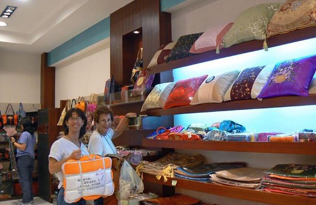 Private Beijing One Day Shopping Trip