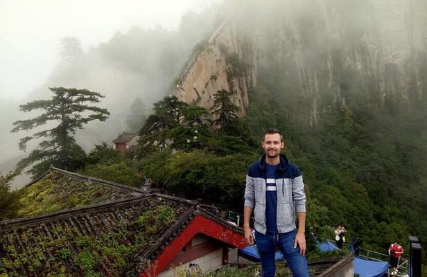 2-Day Private Tour: Terracotta Warriors and Huashan Mountain