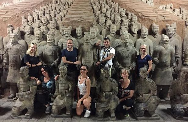 All-Inclusive Xian Private Tour: Terracotta Army and Customizable Sites