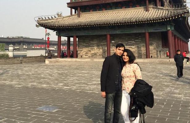 4-Hour Private Tour: City Wall Walking and Foot Massage Experience