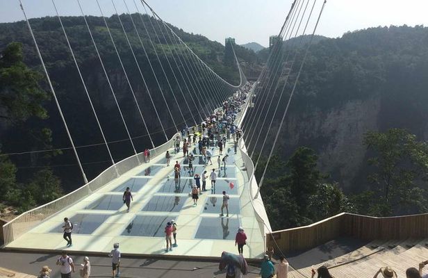 Private Tour of Tianmen Mountain Sky Walk And Glass Bridge