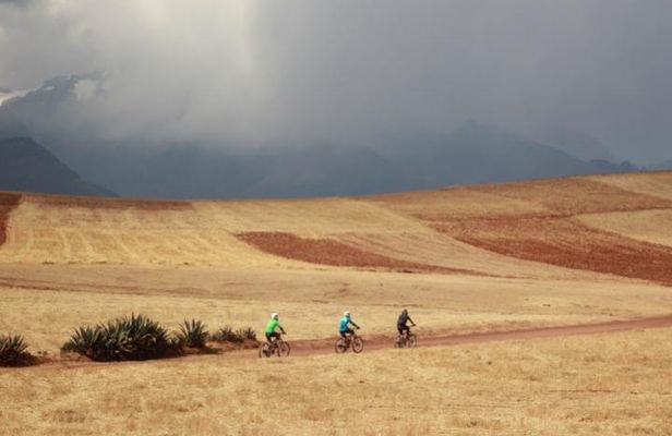 Half-Day Cycling Tour of Maras and Moray from Cusco