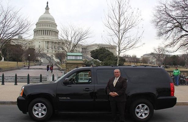 Private Multilingual DC City Tour (Spanish, Portuguese, English)