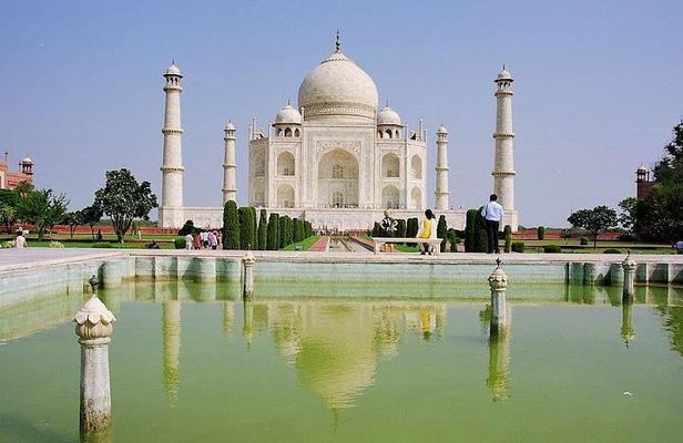 Day Trip to The Taj Mahal, Agra Fort and Mehtab Bagh from Delhi