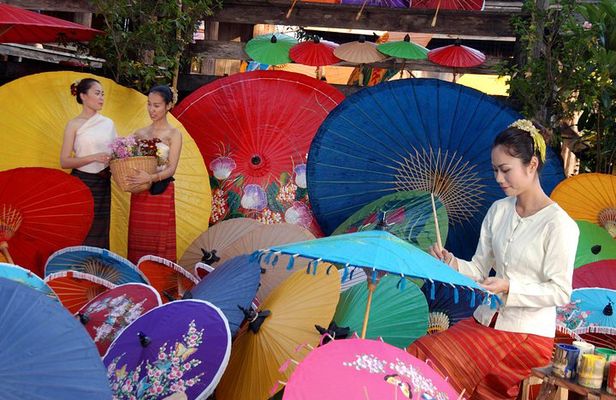 Chiang Mai: Artisans and Workshops Cultural Tour