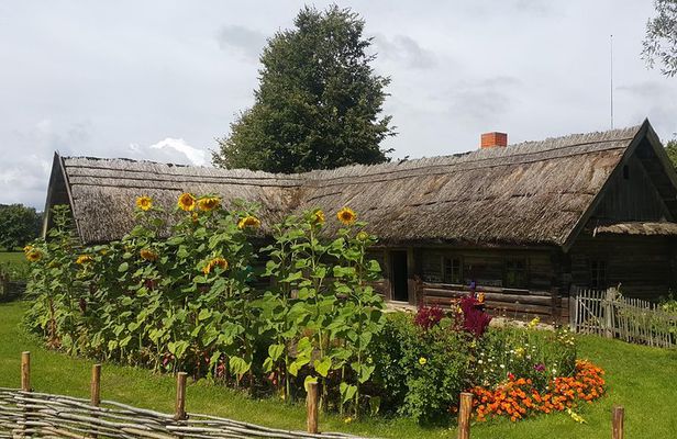 Day tour out of Vilnius: Paneriai holocaust park,Trakai castle, Rumsiskes museum