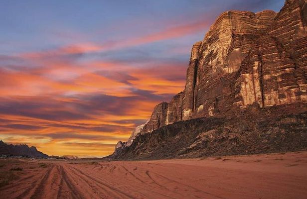 Private Full-Day Tour to Petra and Wadi Rum from Aqaba hotels