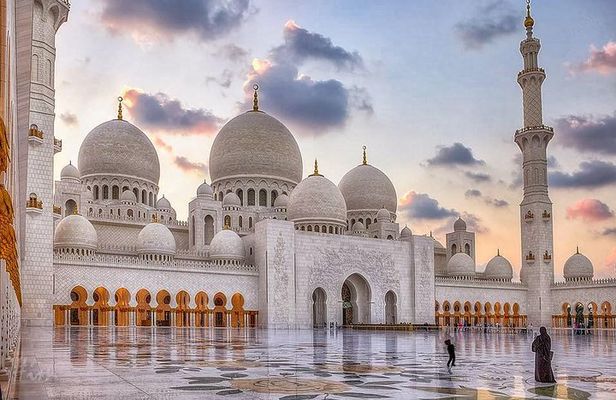 Full Day Abu Dhabi City Tour from Dubai Including Lunch