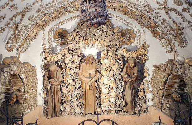Capuchins Crypt Tour and Concert in Rome