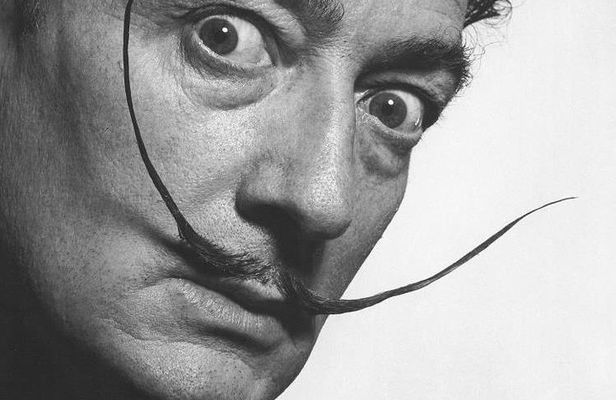 Dalí 2 Museums, Figueres and House of Portlligat small group from Girona