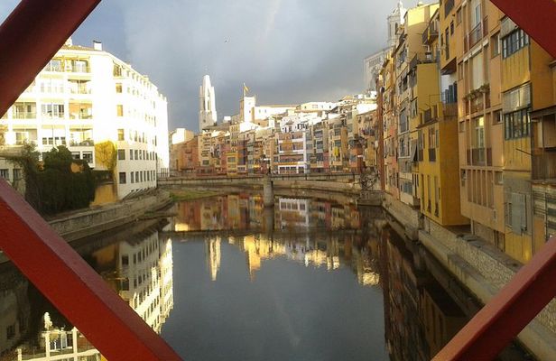 Girona History and Legends Tour Small Group from Girona
