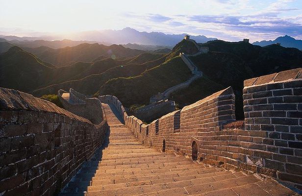 Private Huanghuacheng Great Wall Hiking Tour from Beijing with Local Tasty lunch