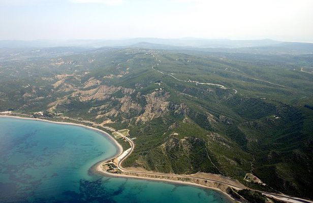 Istanbul to Gallipoli, Canakkale and Troy. 2 Day Tour with Hotel