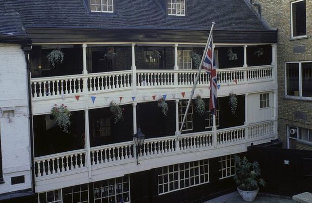Charles Dickens Private Walking Tour