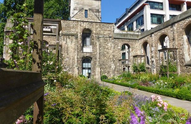 Secret Gardens of the City of London Private Tour