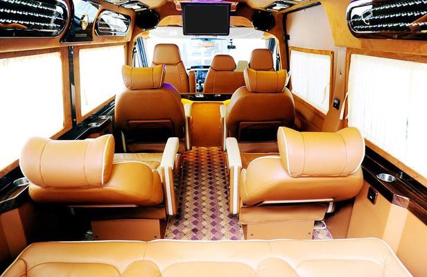 Morning Eco Sapa Bus limousine D-car 8-seat depart from Hanoi Old Quarter
