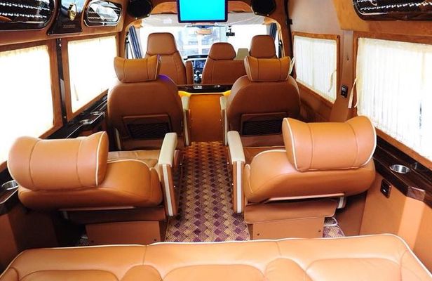 Morning limousine D-car 8-seat transfer to Hanoi depart from Sapa Town center