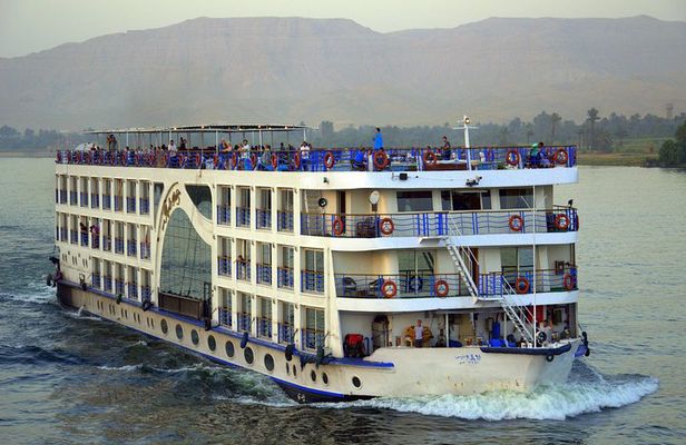 Nile Cruise from Luxor to Aswan 4 Nights 5 Days w/ Private Sightseeing