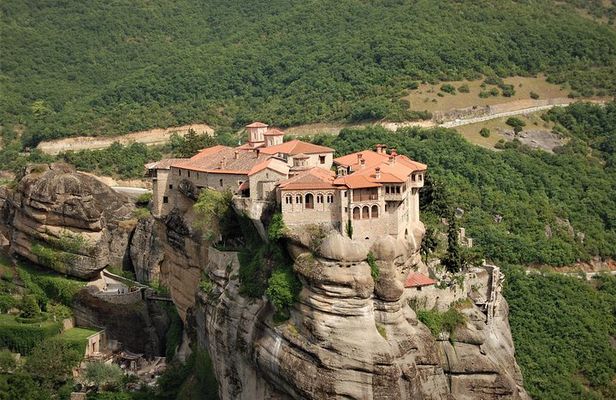 Meteora tour from Ohrid