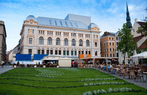 Riga Like a Local: Customized Private Tour