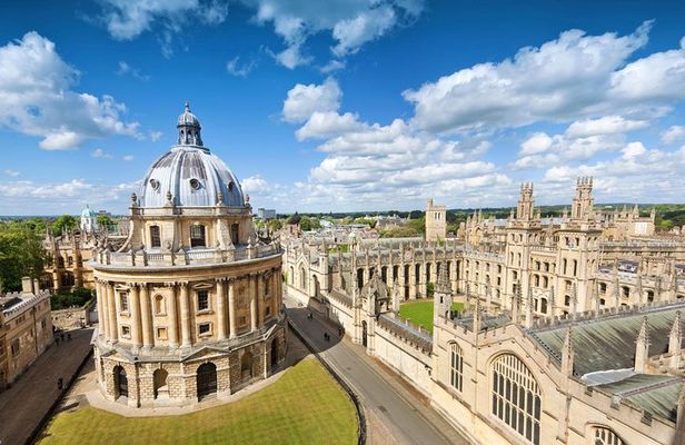 Oxford and Cambridge Guided Day Tour from London