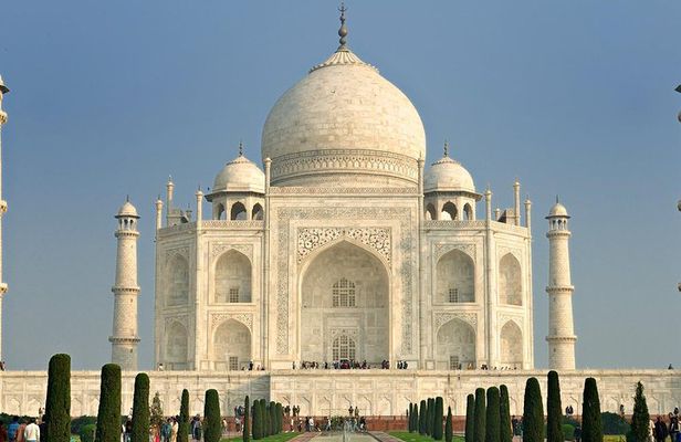 Private day trip to Taj Mahal from New Delhi