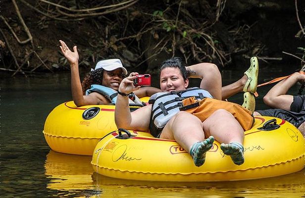 Private Tour OF Altun Ha And Cave Tubing from Belize City