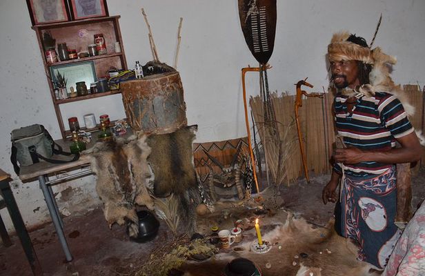 Zulu Oracle & Herbalist Experience Day Tour