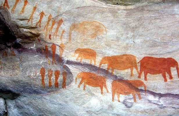 Drakensberg Kamberg Rock Art & Mandela Capture Site Day Tour from Durban