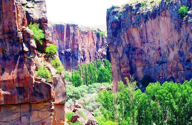 Ihlara Valley and Derinkuyu Underground City Tour