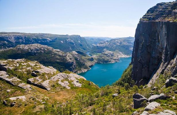 Stavanger: Waterfalls, Caves and Rock Tour By Sea