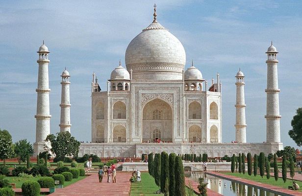 Full Day Taj Mahal & Agra Tour from Jaipur by Express Train